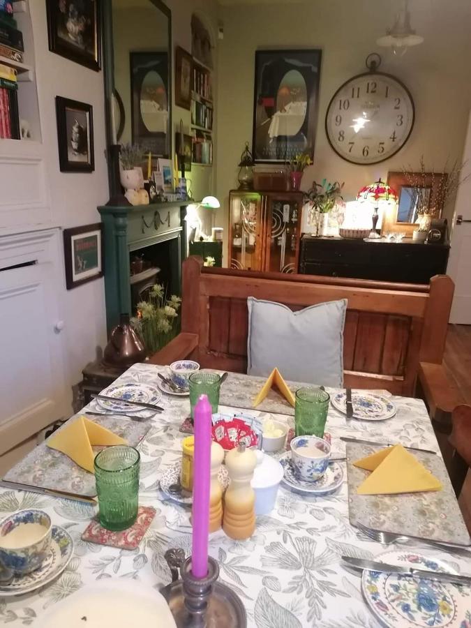No. 30 Bed & Breakfast Aberdare Bagian luar foto